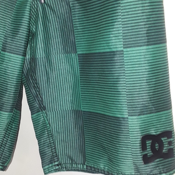 Boys size 10 DC brand green & black swim trunk. 🏊 - Picture 2 of 8